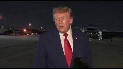 Iran, Trump: 007 Usa mi dicono di evitare l'Air Force One e lo faccio