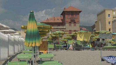 Spotorno, il sindaco mette a gara la spiaggia delle suore, è rivolta