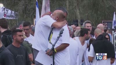 Il dolore e la rabbia ma la guerra continua