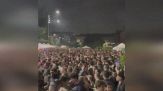 Malamovida a Milano, 2 mila ragazzi in piazza Leonardo da Vinci