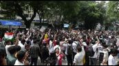 India, lascia il ministro dell'Istruzione, studenti in festa: finally
