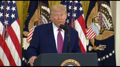 Trump annuncia nuovi dazi su auto straniere in arrivo