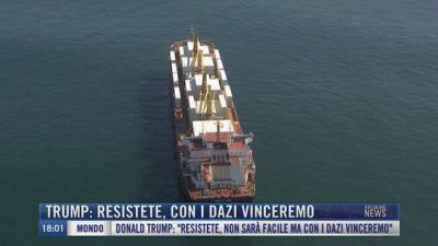 Breaking News delle 18.00 | Trump: resistete, con i dazi vinceremo