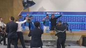 Irruzione dei calciatori del Napoli in sala stampa