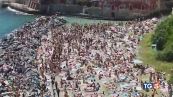 Ponte e caldo estivo, assalto alle spiagge