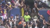 Ronaldinho in campo per una esibizione a New York: è subito show