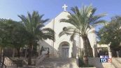 Proteste unanimi dopo le bombe sulla Chiesa