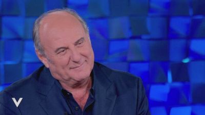 Gerry Scotti e l'avventura de "La ruota della fortuna"