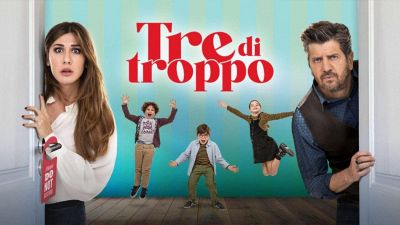 Tre di troppo: Virginia Raffaele diventa mamma dall'oggi al domani