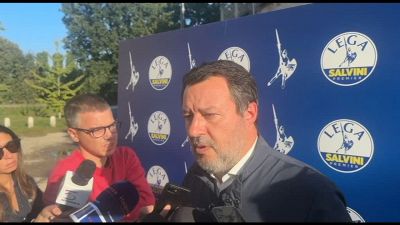 Lega, Salvini: a congresso nasce segreteria politica e cambia simbolo