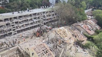 Pioggia di missili iraniani su Israele