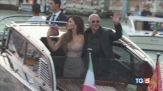Il bacio, poi il party arrivederci Venezia!