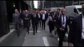 Macron a piedi verso la Trump Tower per incontrare Trump