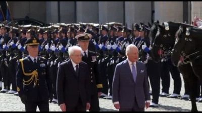Italia-Gb, Mattarella riceve re Carlo e Camilla al Quirinale