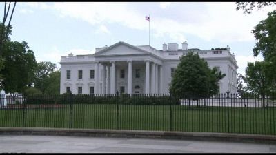 Trump rinvia i dazi al primo agosto, trattative in corso