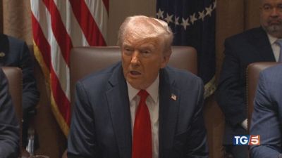 Trump: "Ue nata per truffarci"