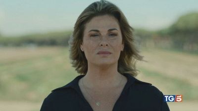 "Tutto quello che ho" Torna Vanessa su C5