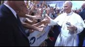 Papa Leone è arrivato al Meeting di Rimini, applausi e cori da stadio