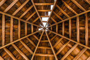 tetti spioventi in legno
