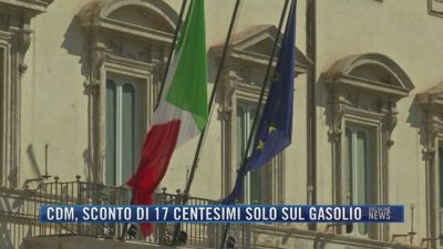 Breaking News delle 21.30 | Cdm, sconto di 17 centesimi solo sul gasolio