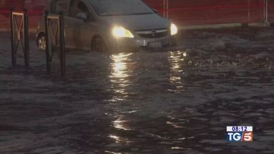 Maltempo centro-sud oggi allerta arancione
