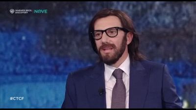 Pantani imita Leonardo Maria Del Vecchio per "clarify" su Repubblica