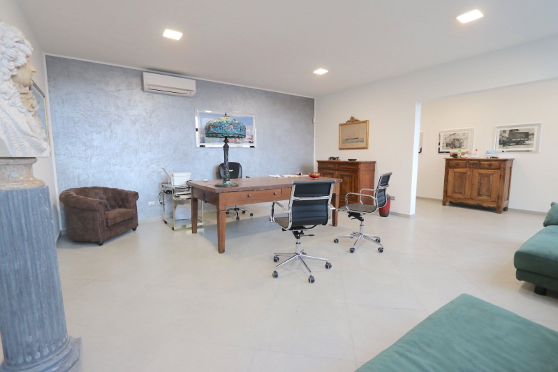 Traslochi Pesce & Balbo STOCCAGGIO MOBILI