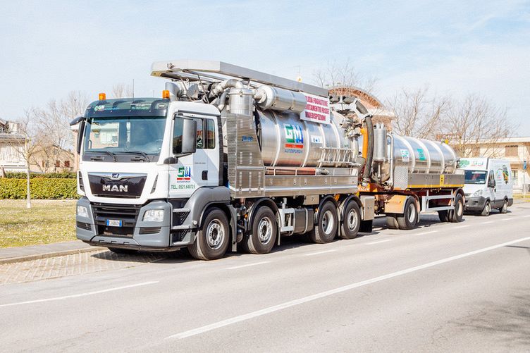 Foto Gallery importata da FOPRM(R67334100/30)