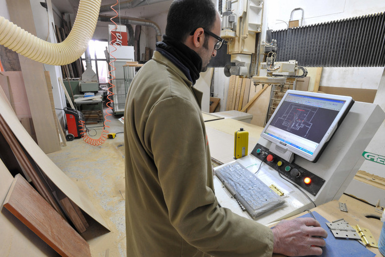 ARTELEGNO ARREDAMENTI FALEGNAMERIA foto web 3