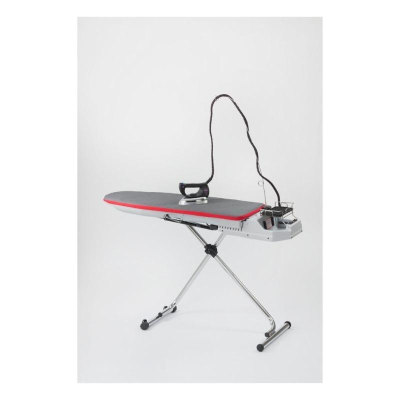 Asse da stiro aspirato e riscaldato